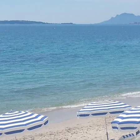 Le Blue Beach *
